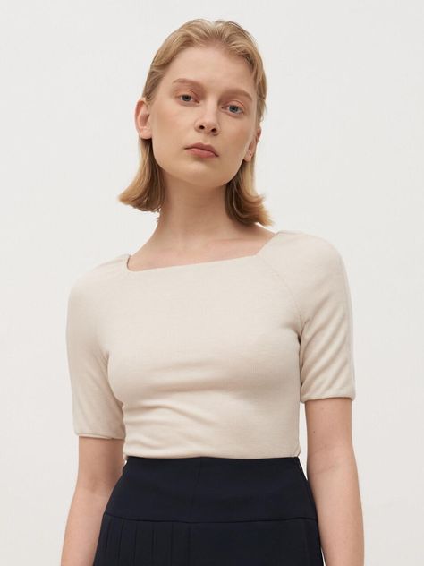 Editor's NotesThe MOHAN's  square neck t-shirt informs designer's minimalist and clean aesthetic- Square-neck seamless t-shirt - Crafted from narrow rib knit in cotton and polyester blend - Square neck on front and back - Fitted sillouette- Skin tone innerwear recommendedMeasurement(In.)S / M- Shoulder: 16.3 / 16.7- Chest: 15.2 / 16.1- Hem: 14.5 / 15.5- Length: 22.2 / 22.4* Mode Info: Height 5'8" Bust 32' Waist 24' Hips 35'  wearing size S          &n Aesthetic Square, Clean Aesthetic, Tshirt Crafts, Square Neck Top, Skin Tone, Raglan Sleeve, Square Neck, Cream Color, Skin Tones