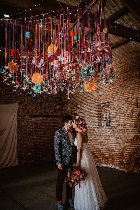 Colourful Bird-Themed Festival Wedding Where EVERYTHING was DIY · Rock n Roll Bride Bird Themed Wedding, Alternative Wedding Inspiration, Birds Colorful, Diy Festival, Colorful Festival, Festival Themed Wedding, Origami Wedding, Bird Wedding, Boda Mexicana