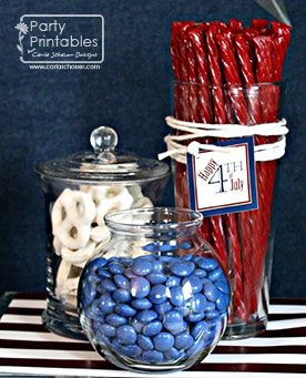 July 4th themed food ideas & link to purchase the printables Macncheese Recipe, Striping Tape Nail Art, Fest Mad, Patriotic Food, Happy Birthday America, Independance Day, 4th Of July Desserts, July Ideas, Fourth Of July Food