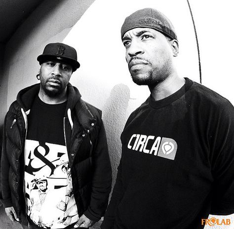 Ed O. G. & Masta Ace Masta Ace, Black Dynamite, Hands In The Air, Real Hip Hop, Hip Hop Culture, Hip Hop Music, Clothing Ideas, Hip Hop Fashion, Rap