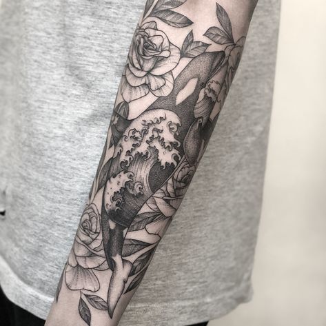 Sealife Tattoos, Ocean Sleeve, Safe Tattoo, Orca Tattoo, Whale Tattoo, Whale Tattoos, Blackwork Tattoos, Ocean Tattoos, Killer Whale