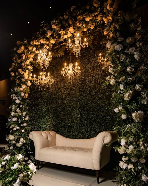 This Shaw ConferenceReception Decor was 🔥🔥: Planner | @roseliteeventplanning Photographer | @cheersphotos @romyyoung.photography Decor | @edgeofelegancebyala Venue | @edmontonconventioncentre Videographer | @qfilmzmedia Hair | @vanityboxbeautysalon @lynsaqqabeautyacademy Makeup | @bvstudioinc @bellaavanessaa DJ | @djvjmusic @djkwake.entertainment Cake | @cakeaffairyeg String Quartet | @stringbeansq Bride’s Gown | @thebridalboutique Painter | @rahmaanhameedstudios 360 Video Booth | @rotoshotbooth Video Booth, Glamour Decor, Winter Wedding Decorations, Forest Theme, Engagement Decorations, Wedding Stage Decorations, Stage Decorations, Wedding Stage, Wedding Arch