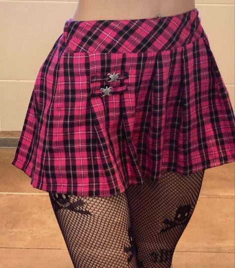 Draculaura Halloween, Draculaura Costume, Bobbies Shoes, Draculaura Aesthetic, Goth Skirts, Monster High Halloween, Paznokcie Hello Kitty, Pink Goth, Catty Noir