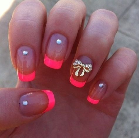 manicure  #bow Simple Nails Design, Artistic Nails, Pink Tip Nails, French Nail Designs, Pretty Nail Designs, French Acrylic Nails, Nails Tumblr, Rose Nails, Super Nails