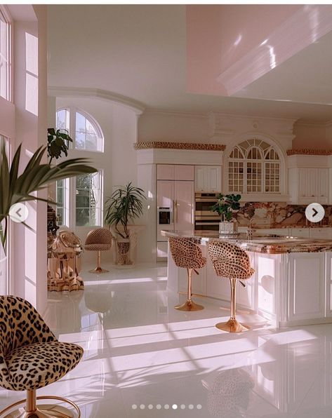 80s Mansion Interior, 80s Mansion Aesthetic, 80s Luxury Aesthetic, 80s Mansion, 1980s Interior Design, Hollywood Mansion, 80s Kitchen, 80s Interior Design, 80s House