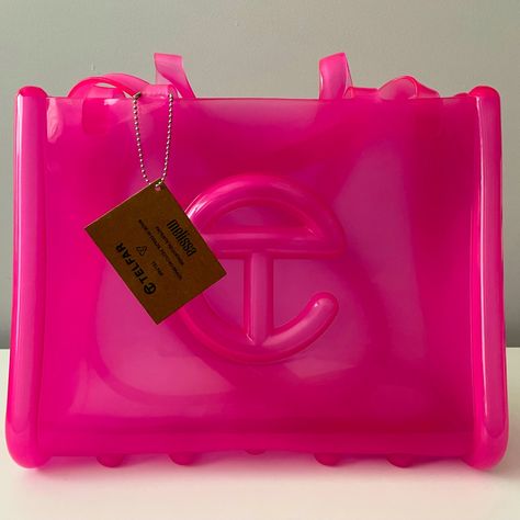 This Is Your Chance To Get The Medium Size Jelly Shopper From Melissa X Telfar Collab In Pink!!!! She’s Completely Sold Out Online!!! Perfect For Spring & Summer! A Pop Of Color Staple Bag As She’s Waterproof And 100% Recyclable. 100% Authentic Purchased Directly From Retailer. Includes Dust Bag & Original Tags. Pink Girly Things Accessories, Nude Bags, Strawberry Soda, Period Kit, Recycled Plastic Bags, Red Valentine, My Style Bags, Dream Bags, Pink Girly Things