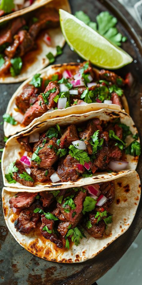 Authentic Taco de Calle [1.25 Hours] - Chasety Authentic Mexican Food Tacos, Authentic Nachos, Cheap Taco Recipes, Street Food American, Street Tacos For A Crowd, Amazing Street Tacos, Mexican Food Pictures, Street Taco Meat, Taco Plating