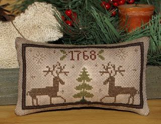 Woolensails: Christmas Freebie: Cross Stitch Deer Primitive Cross Stitch Patterns, Night Pattern, Christmas Freebie, Cross Stitch Sampler Patterns, Primitive Stitchery, Cross Stitch Freebies, Cross Stitch Pillow, Cross Stitch Christmas, Winter Cross Stitch