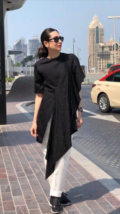 Stitching Styles, Diwali Outfit, Karishma Kapoor, Black Loafer Shoes, Fashionable Saree, V Neck Jumpsuit, Model Blouse, White Pant, Women Jumpsuit