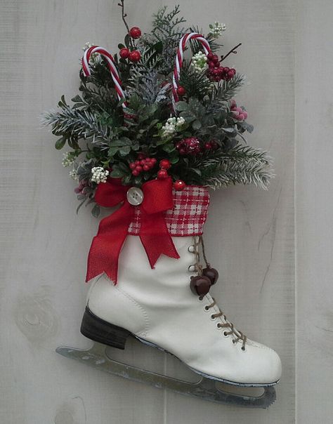 Ice Skate Christmas, Christmas Skating, Vintage Ice Skating, Christmas Ice Skates, Ice Skate, Ice Skates, Christmas Arrangements, Christmas Porch, Noel Christmas