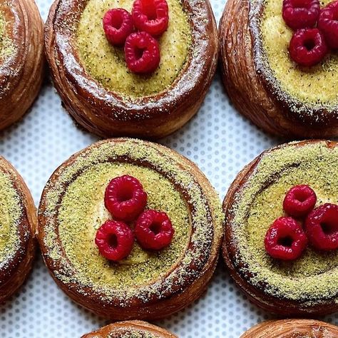 Pistachio Danish, Sourdough Danish, Sourdough Treats, Danish Pastries, Pistachio Cream, Danish Pastry, Food Tech, Healthy Food Inspiration, Bratislava