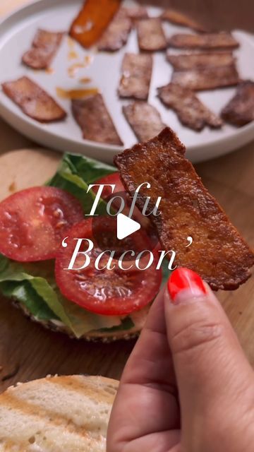 Tofu Bacon, Smoked Tofu, Tofu Recipes Vegan, Vegan Bacon, Tofu Scramble, Vegan Sandwich, Tofu Recipes, Vegan Lunch, Vegan Cooking