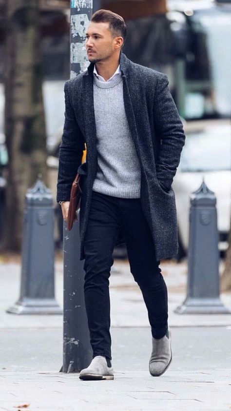 Outfits Quotes, Black Overcoat, Office Clothes, Style Masculin, Men Wear, Winter Outfits Men, Stil Inspiration, Herren Outfit, Mode Masculine