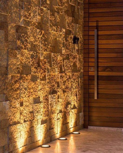 Outdoor Lighting Ideas Patio, Outdoor Light Ideas, Outdoor Lights Ideas, Modern Exterior Lighting, Wall Cladding Designs, Outdoor Lighting Ideas, Stone Wall Design, Cladding Design, Minimal House