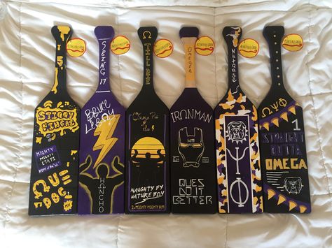 Omega psi phi paddles! Instagram @aestheticallygreek Omega Psi Phi Paddle, Omega Psi Phi Gifts, Greek Paddle Ideas, Probate Gifts, Fraternity Paddles, Greek Crafts, Greek Paddles, Paddle Ideas, Omega Psi Phi Fraternity