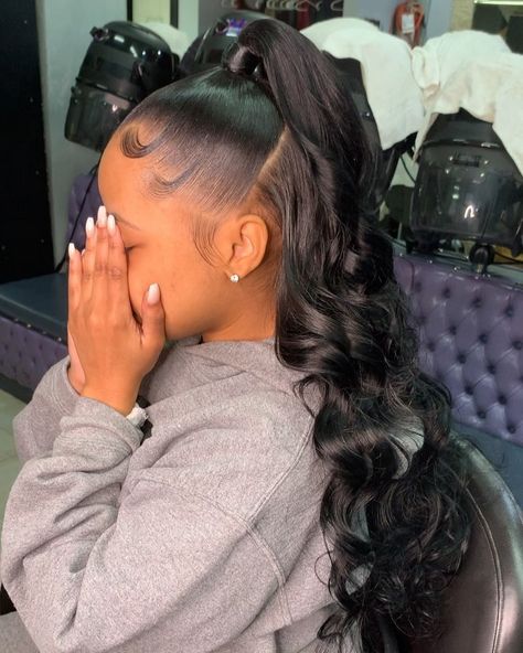 @MainTopic._ Hair Page💋 on Instagram: “Half up/ Half down Sew in with Curls 😍✨ Swipe to see the #Before & #After the Slay✨ Link in my bio to Book! #halfuphalfdownhairstyle…” Weave Ponytail Hairstyles, Sleek Ponytail Hairstyles, Weave Ponytail, Sew In Hairstyles, Black Ponytail Hairstyles, Birthday Hairstyles, Half Up Half Down Hairstyles, Quick Weave Hairstyles, Girls Hairstyles Braids