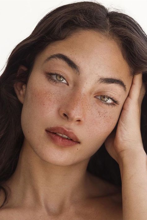 Woman With Freckles, A Woman, Makeup, Green, Hair, Make Up