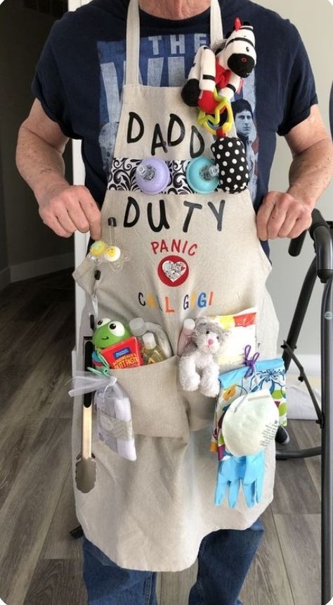 Daddy Duty Apron New Dads, Babyshowerparty Boy Ideas, Baby Shower Gifts Boy, Gifts For Dad From Baby, Daddy Apron, Diaper Cake Ideas, Dad Baby Shower Gift, Creative Baby Shower Gifts