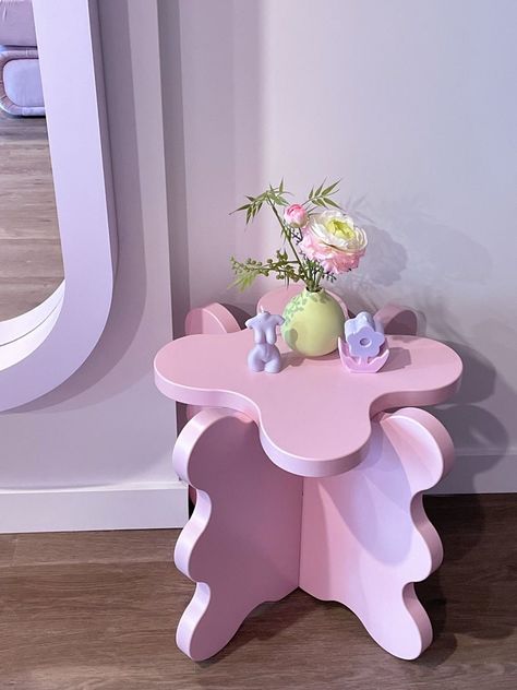 Meja Aestethic, Cute Furniture Aesthetic, Mesas Aesthetic, Cute Furniture For Bedroom, Muebles Aesthetic, Kawaii Furniture, Meja Aesthetic, Cute Side Table, Barang Aesthetic