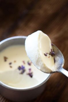 Posset Recipe, Entertaining Desserts, Lavender Recipes, Lavender Honey, Honey Recipes, Think Food, Fancy Desserts, Snacks Für Party, Thanksgiving Desserts