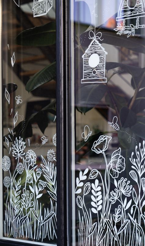 Spring Window Display, Painted Window Art, Window Markers, Classroom Window, Window Mural, Window Drawing, Liquid Chalk Markers, Spring Window, Flower Window