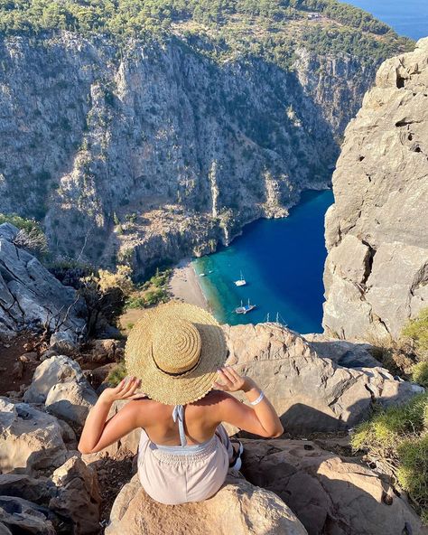 Oludeniz Turkey Aesthetic, Butterfly Valley Turkey, Fethiye Turkey Aesthetic, Oludeniz Turkey, Fethiye Turkey, Visit Turkey, Top Places To Travel, Valley View, Marmaris