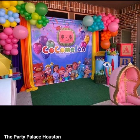 Cocomelon Party Table Set Up, Birthday Cocomelon, Baby Birthday Party Theme, Coco Melon, Barbie Theme Party, 1st Birthday Girl Decorations, 1st Birthday Party Themes, Barbie Theme, 2nd Birthday Party Themes