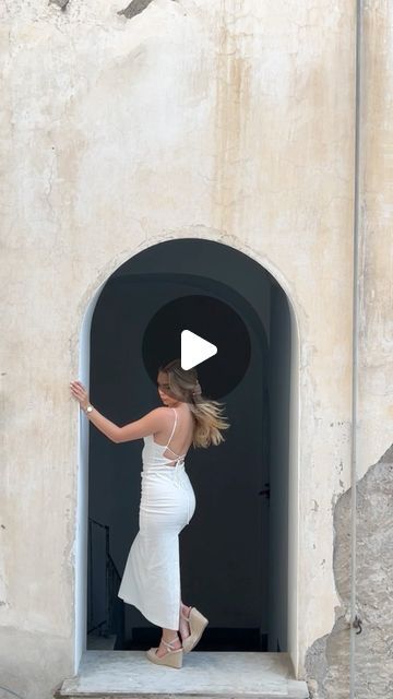 23K likes, 25 comments - imogen.cribb on August 21, 2022: "White linens will always have my heart 🤍 #italy #fashion #whitedress #maxidress". White Linens, Italy Fashion, August 21, White Linen, My Heart, White Dress, Maxi Dress, Italy, Outfit Inspo