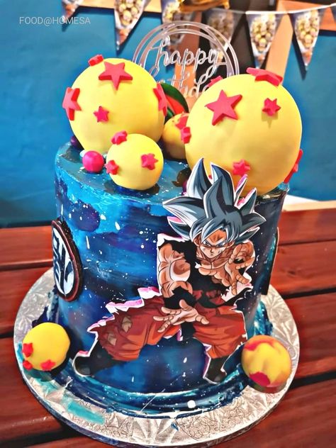 Goku Ultra Instinct Cake, Dragon Ball Cake Ideas, Goku Cake Ideas, Goku Birthday Cake, Goku Cake, Easter Fruit Tray, Goku Birthday, Easter Fruit, Pull Apart Cake