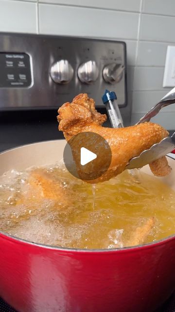 Chinese Wings Fried, Making Chicken Wings, How To Make Fried Chicken Wings, Twice Fried Chicken Wings, Chinese Takeout Chicken Wings, Fry Wings Recipe, Fried Chicken Wings In Air Fryer, Fry Chicken In Air Fryer, Chinese Fried Chicken Recipes