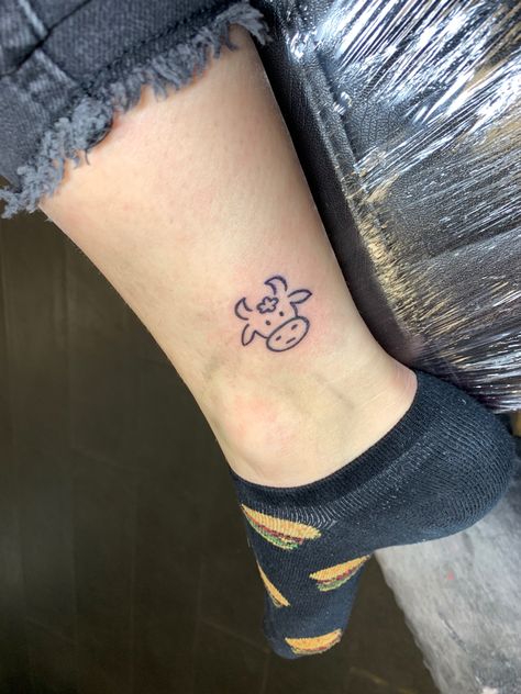 Small Cow Tattoo For Women, Cow Face Tattoo, Tattoo Ideas Cow, Cow Tattoos For Women, Mini Cow Tattoo, Cow Print Tattoo, Cow Outline Tattoo, Tiny Cow Tattoo, Cow Head Tattoo