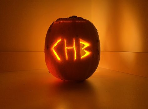 Percy Jackson Pumpkin, Percy Jackson Pumpkin Carving, Cute Group Halloween Costumes, Group Halloween Costumes, Jack O Lantern, Percy Jackson, Pumpkin Carving, Carving