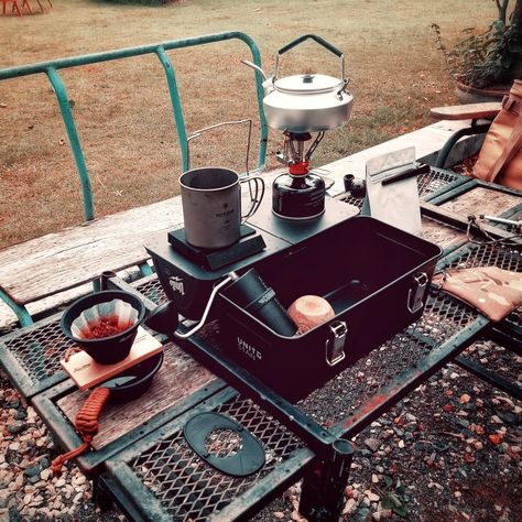 Coffee Bar Outdoor, Coffee Kit, Coffee Organization, Coffee Bar Station, Bar Outdoor, Bar Station, Van Camper, Camping Camper, Geek Gadgets