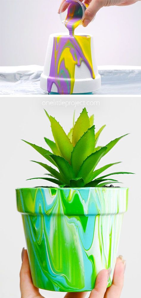 These pour paint flower pots are SO PRETTY! This colourful paint pouring craft is such a great garden project for summer. And it's easy enough for both kids and adults! All you need is acrylic pouring paint and a terracotta clay pot! Diy Clay Pots Crafts, Paint Clay Pots Ideas, Decorate Flower Pots Diy, Home Made Plant Pot, Pottery Pot Painting Ideas, Paint Plant Pot Ideas, Painted Clay Pots Ideas, Clay Pots Ideas, Easy Flower Pot Painting Ideas