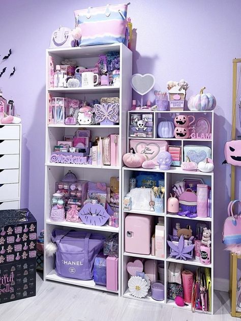 Goth Bedroom Aesthetic, Pastel Goth Room Decor, Pastel Goth Home Decor, Pastel Goth Room, Haunted Room, Pastel Halloween Decor, Goth Interior, Pastel Goth Decor, Home Decor Ideas Kitchen