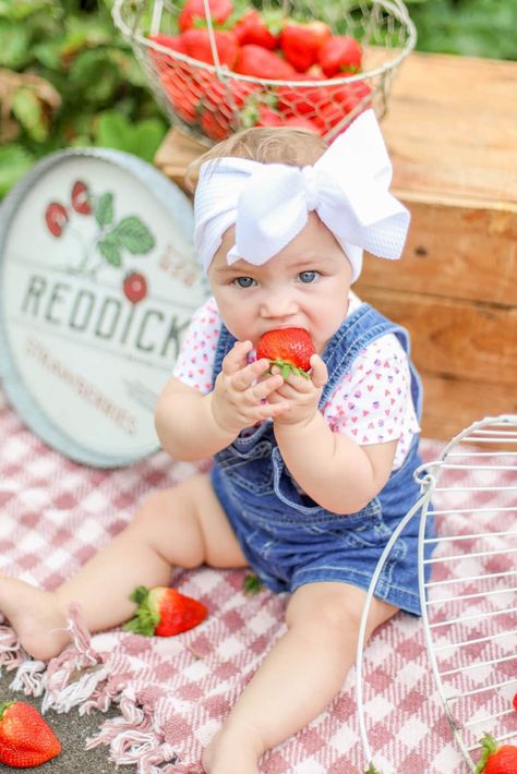 #firststrawberry #babygirl #bows #barefoot #strawberries Berry First Birthday Photoshoot Ideas, First Birthday Strawberry Photoshoot, Strawberry First Birthday Photo Shoot, Strawberry First Birthday Pictures, Strawberry 1st Birthday Photoshoot, Berry First Birthday Photoshoot, Strawberry Photoshoot, Strawberry Girl, Monthly Baby Pictures