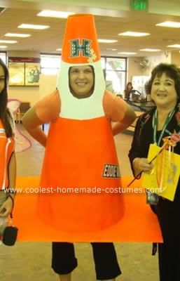 Homemade Traffic Cone Halloween Costume: Every year the University of Hawaii Parking office purchases over 100 traffic cones, of that approximately 50 cones go missing every year.  In memory of Safety Cone Costume, Cone Halloween Costume, Traffic Cone Costume, Cone Costume, Asb Ideas, Fall Harvest Decorations, Halloween Group, Costumes For Halloween, Traffic Cone