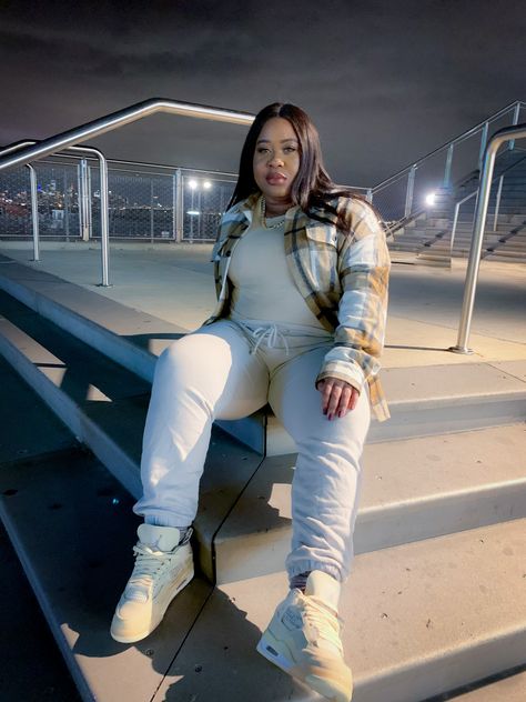 Jordan 4 White And Gold Outfit, Off White Jordan Outfit, Jordan Craft 4s Outfits, Jordan 4 Off White Outfit Women, Off White Jordan 4 Outfit, Jordan 4 Women Outfit, White Jordans Outfit, Jordan Women Outfit, Fits With Jordans