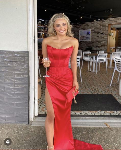 Strapless Prom Dress Hairstyles, Prom Hair Styles For Strapless Dresses, Prom Hair For Strapless Dress, Strapless Dress Hairstyles Formal, Sheath Prom Dress, Strapless Dress Hairstyles, Strapless Prom Dress, Make Your Own Dress, Dress Hairstyles