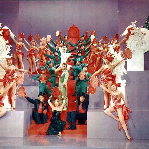 Classic Holiday Movies, White Christmas Movie, Danny Kaye, Classic Christmas Songs, Vera Ellen, Rosemary Clooney, Christmas Photograph, Irving Berlin, Christmas Dance