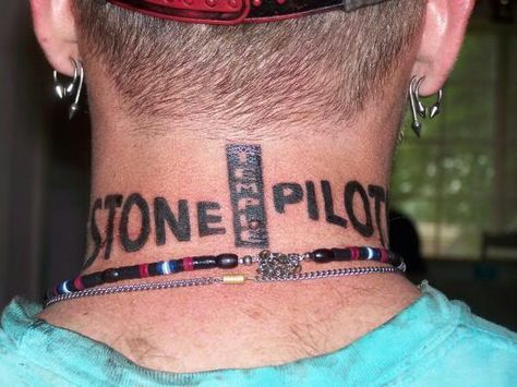 This is my good friend Wayne! Biggest STP' fan. Stone Temple Pilots Tattoo, Chris Stapleton Tattoo, Radiohead Minotaur Tattoo, Stone Temple Pilots Album Covers, Stone Temple Pilots Shirt, Scott Weiland, Stone Temple, Velvet Revolver, Stone Temple Pilots