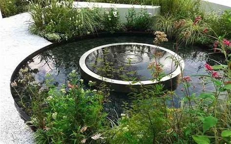 Circular Garden, Garden Pond Design, Modern Pools, Pond Design, Water Features In The Garden, Contemporary Garden, Garden Pond, Ponds Backyard, Garden Accents