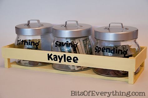 Savings Money Jar Ideas, Kids Money Jars, Teaching Kids Money Management, Savings For Kids, Teaching Kids Money, Kids Money Management, Diy Golf, Money Jar, Teaching Money