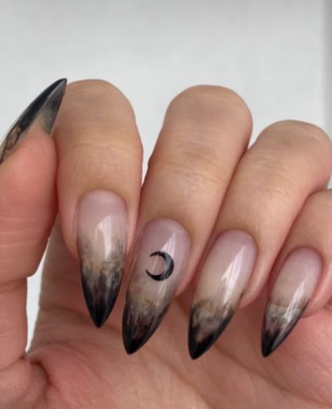 Moon Phases Nails, Witchy Nails Almond, Black And White Nail, Black Almond Nails, Black And White Nail Art, Witchy Nails, Short Almond Nails, Pretty Gel Nails, Almond Nails Designs