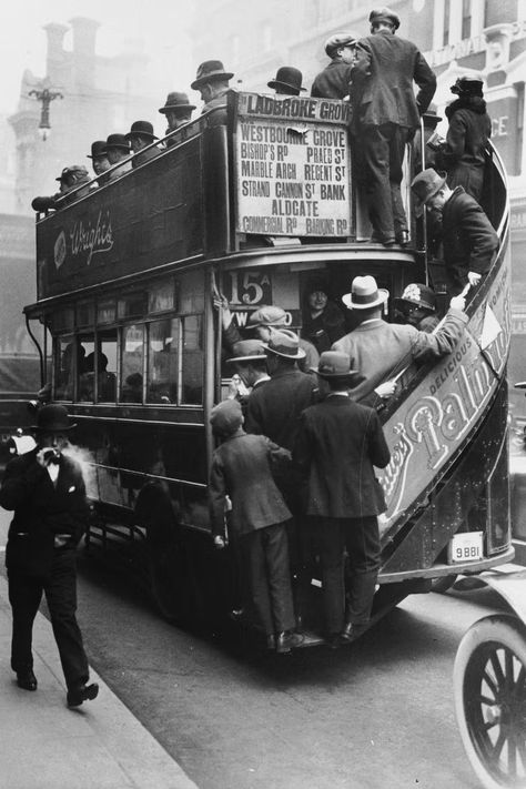 London buses through the years in 30 incredible pictures | London Evening Standard | Evening Standard Penn Station, Decker Bus, London History, Double Decker Bus, London Transport, London Bus, London Town, Foto Vintage, Old London