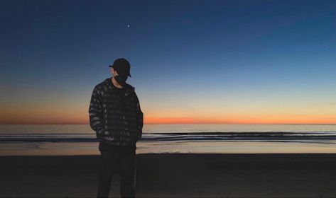 Jungkook Landscape Photo Hd, Jungkook Sunset, Sea Pictures, Jeongguk Jeon, Jungkook Oppa, Night Sky Wallpaper, Jungkook V, Jungkook Selca, Jungkook Aesthetic