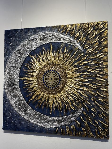 Texture Art Aesthetic, Gold Texture Art, Acrylic Medium Painting, Gold Painting Ideas, Black And Gold Art, Sculpture Art Projects, Gold Art Painting, Diy Abstract Canvas Art, Creative Wall Art