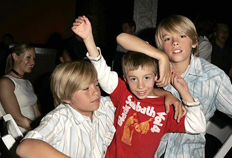 Dylan and Cole Sprouse and Jimmy Bennet Dylan And Cole Sprouse, Young Dylan, Sprouse Twins, The Heart Is Deceitful, Dylan And Cole, Dylan Sprouse, Cole Sprouse, Disney Channel, Twins