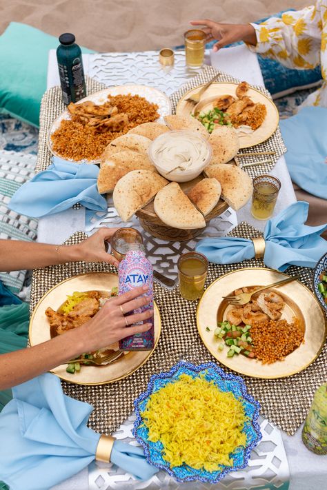 Moroccan Picnic with Atay Tea | Laura Lily Moroccan Picnic with Atay Tea Moroccan Picnic, Fresh Mint Tea, Dinner Catering, Tea Health Benefits, 29th Birthday, Moroccan Food, Perfect Picnic, Tea Benefits, Picnic Food