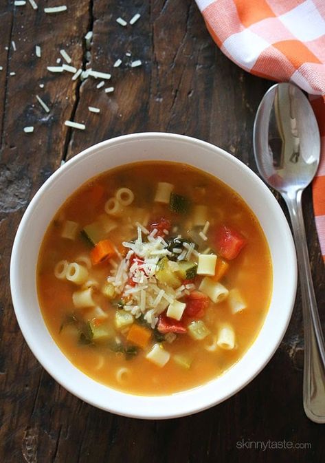 Slow Cooker Minestrone Soup Recipe Crock Pot Minestrone Soup, Crock Pot Minestrone, Soup Skinnytaste, Best Minestrone Soup Recipe, Crockpot Minestrone, Sopa Minestrone, Sandwiches Recipes, Minestrone Soup Recipe, Buttermilk Cake